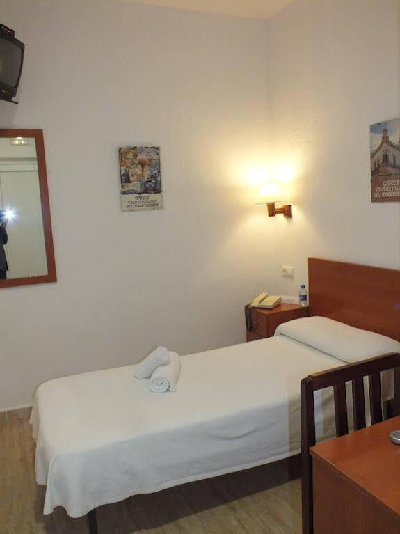 Hotel Mitus Canet De Mar Εξωτερικό φωτογραφία